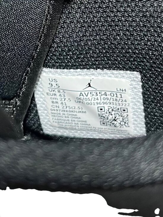 Men\'s Size 9.5 Nike Air Jordan 1 Retro MCS Molded Baseball Cleats Black NO BOX main image 7